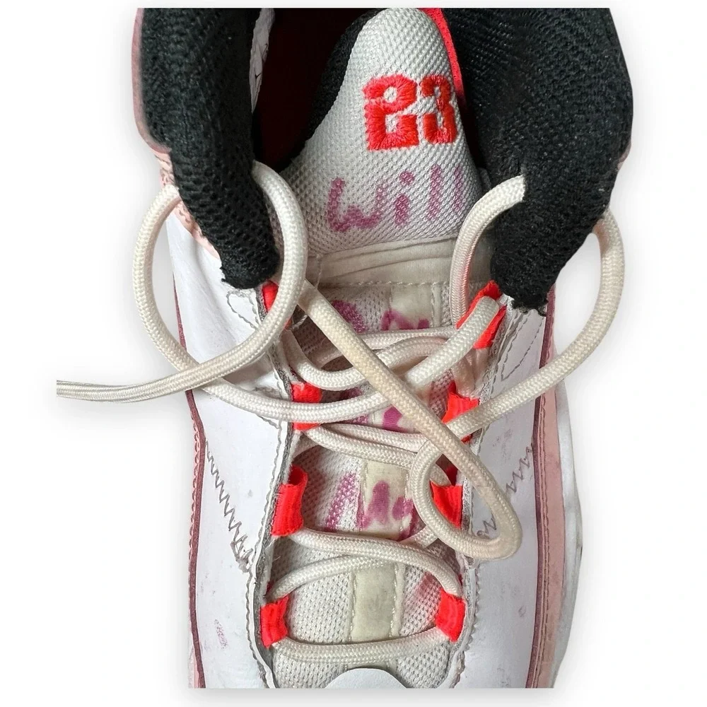 Air Jordan Nike Max Aura 3‎ GS Unisex Girls 6 Youth Pink DA8021 White Atmosphere
